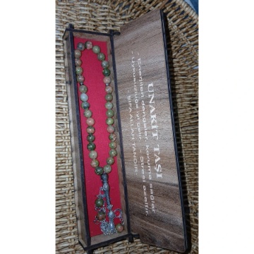 Unakit Taşı Tesbih Ahşap Kutuda için ayrıntıları göster Unakit Taşı Tesbih Ahşap Kutuda resmi